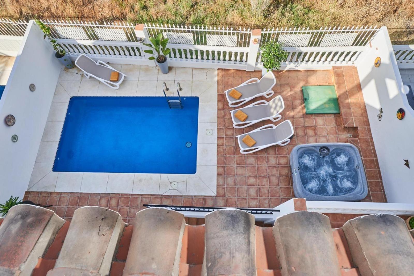 Villa Pura - Private Jacuzzi & Heated Pool Nerja Eksteriør billede